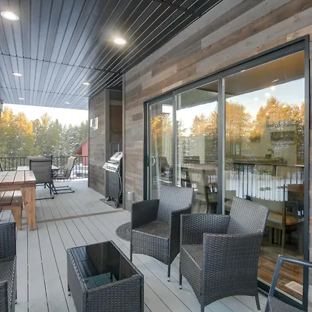 Modern Island Park Cabin About 23 Mi To Yellowstone!